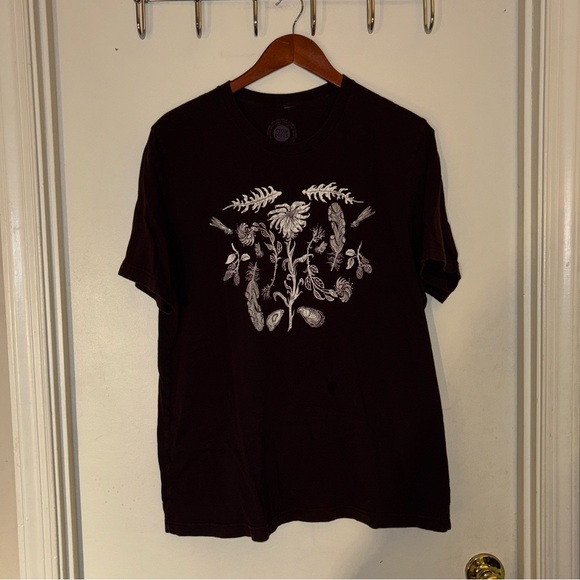 🦪 REI Slow Loris Nature Print Tee - Picture 3 of 5